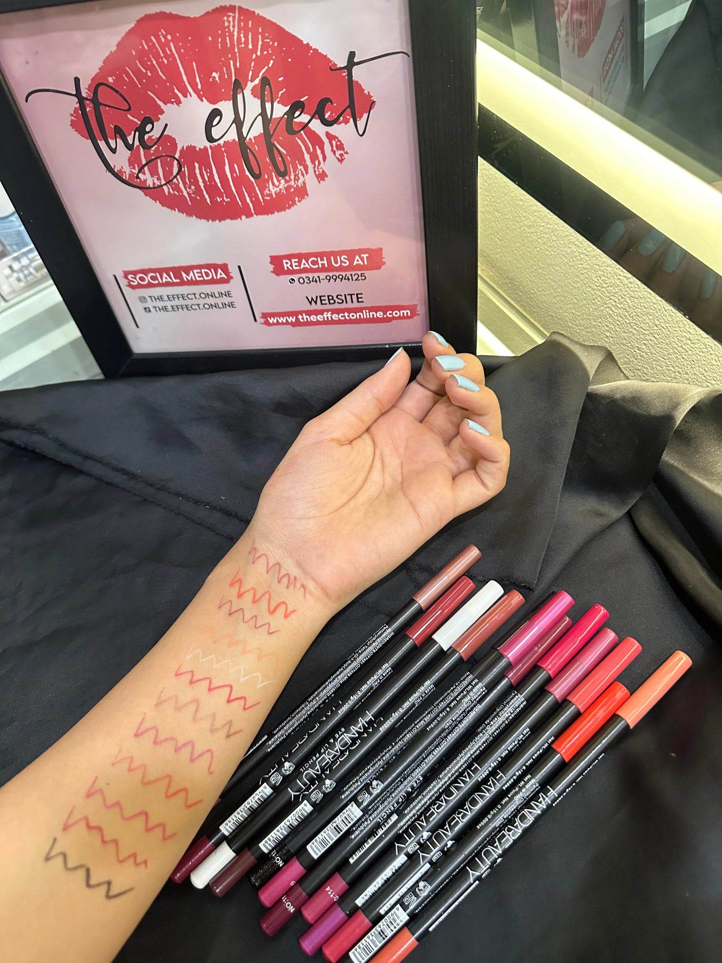 pack of 12 Huda beauty Lip & Eye pencils